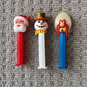 4 PEZ Dispensers - 1980-2020 Santas, snowman and Yosemite Sam